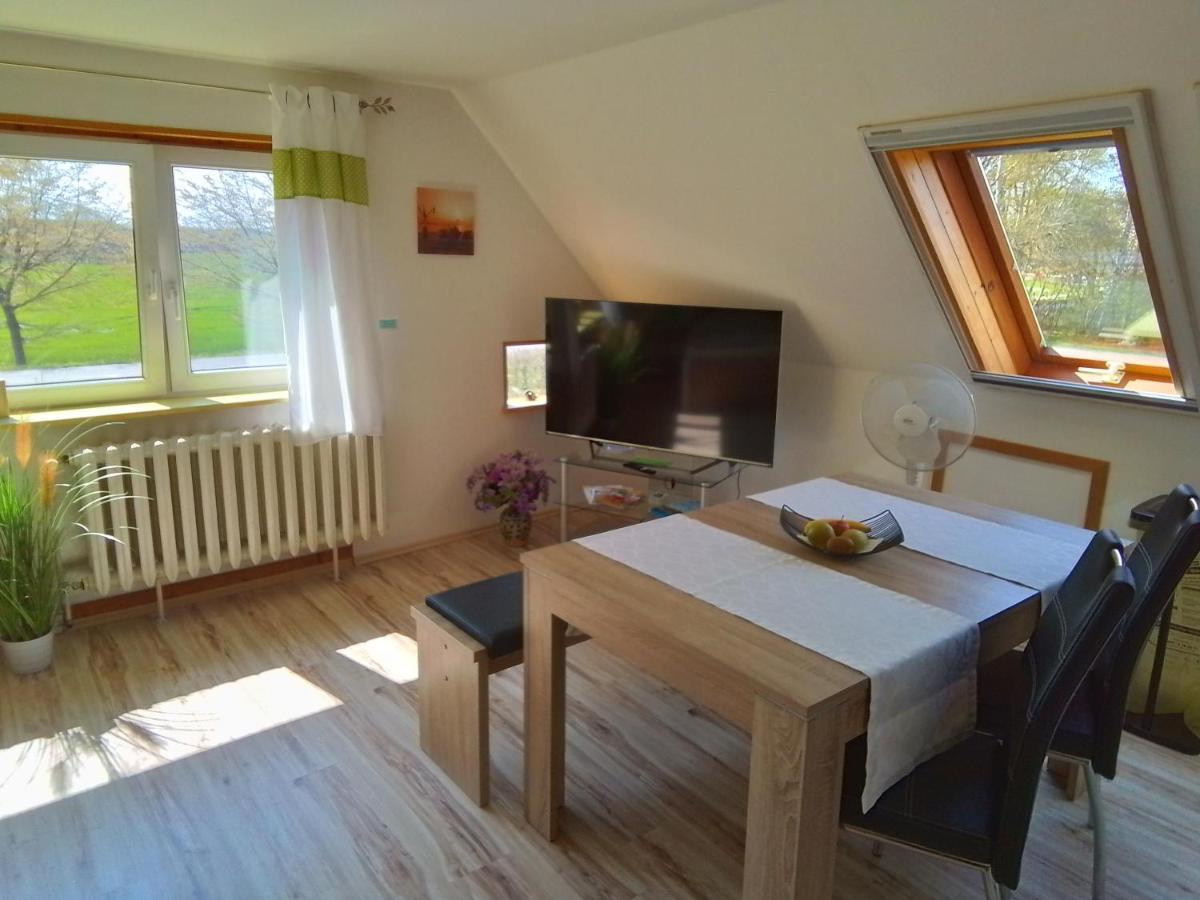 Ferienwohnung Haus im Wind Putbus Exterior foto