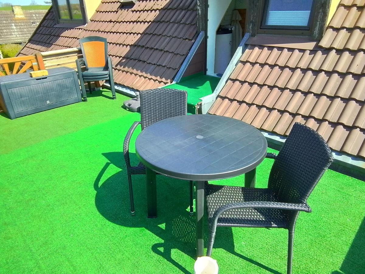 Ferienwohnung Haus im Wind Putbus Exterior foto