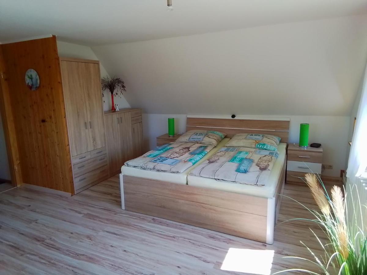 Ferienwohnung Haus im Wind Putbus Exterior foto